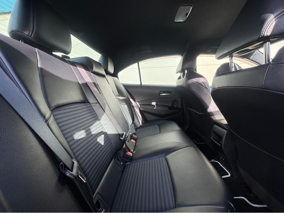 2020 Toyota Corolla - image 4