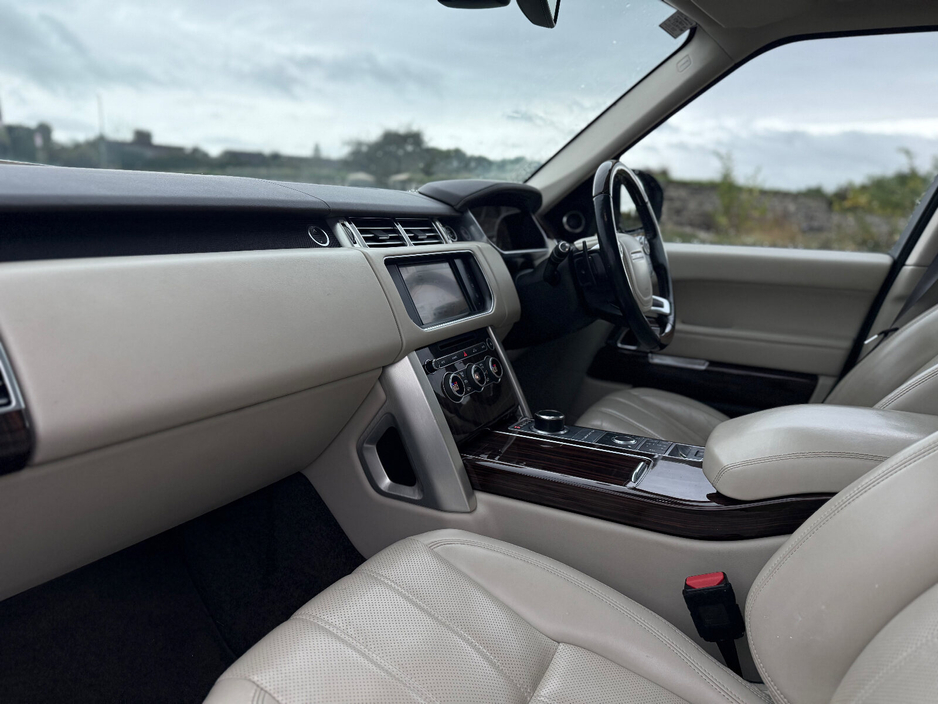 2016 Land Rover Range Rover 3.0 TDV6 Vogue €47,400