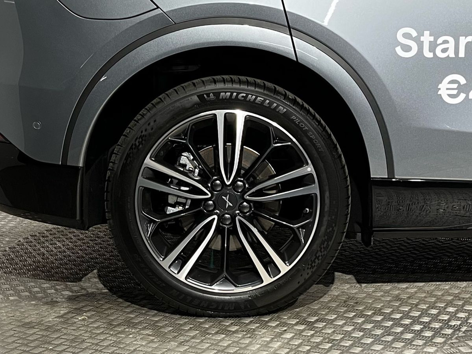 2025 Xpeng G6 - image 10