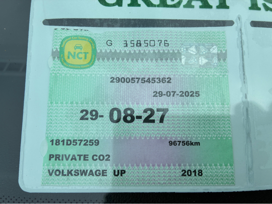 2018 Volkswagen up! - image 7