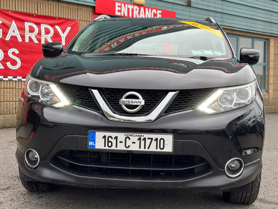 2016 Nissan Qashqai - image 3