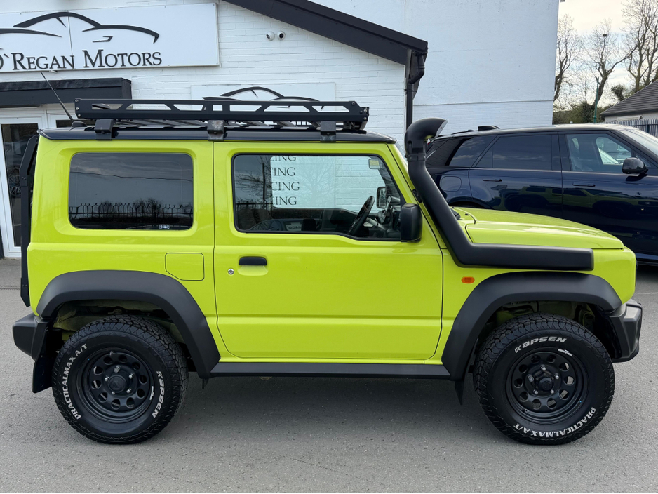 2022 Suzuki Jimny - image 2