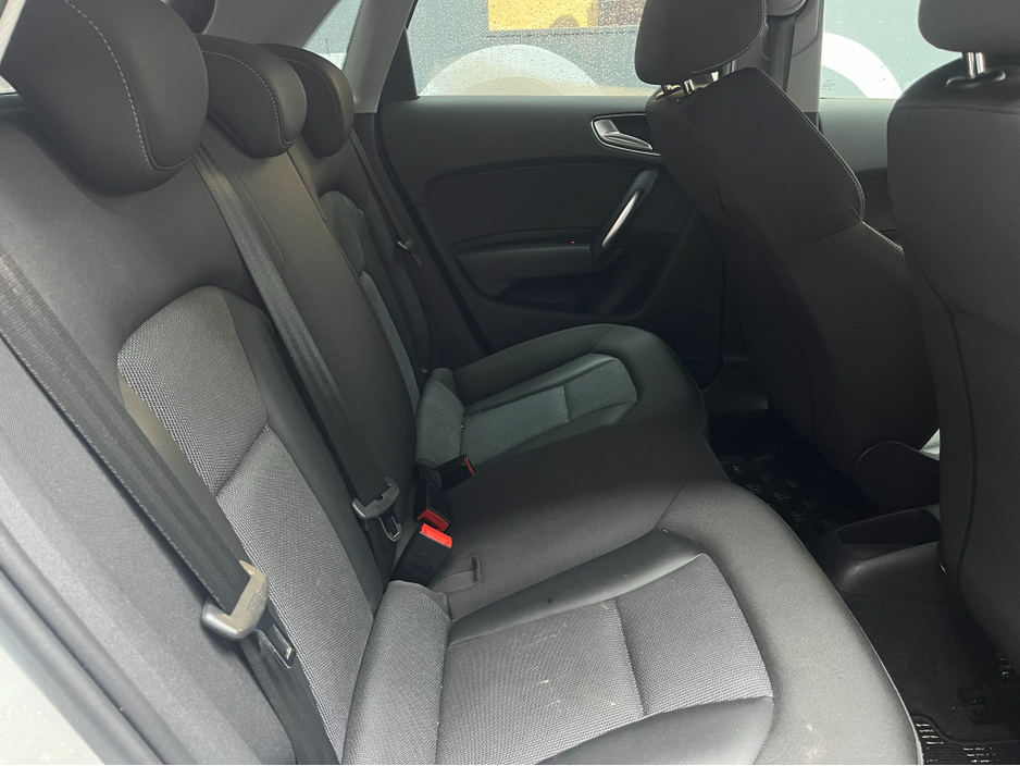 2017 Audi A1 Sportback - image 11