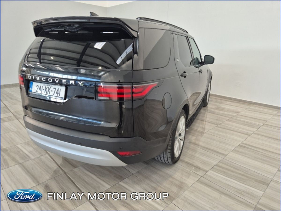 2024 Land Rover Discovery - image 26