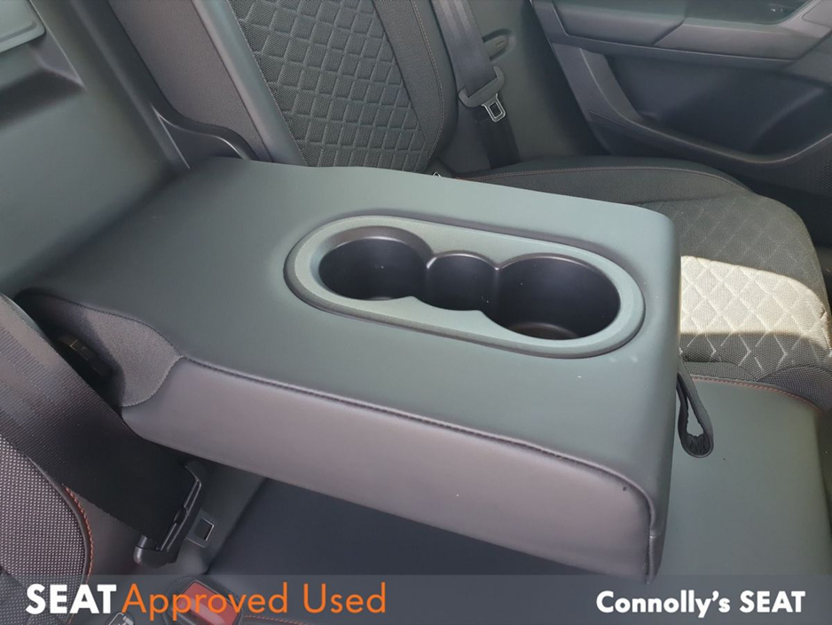 2021 SEAT Leon FR AUTO 2.0TDI 150hp €25,945