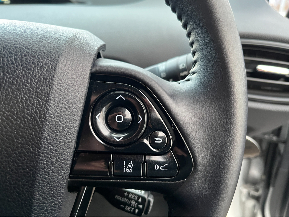 2021 Toyota Prius S 4WD AUTOMATIC HYBRID 1.8 PETROL //KEYLESS ENTRY//REVERSE CAMERA//ADAPTIVE CRUISE CONTROL// €19,950