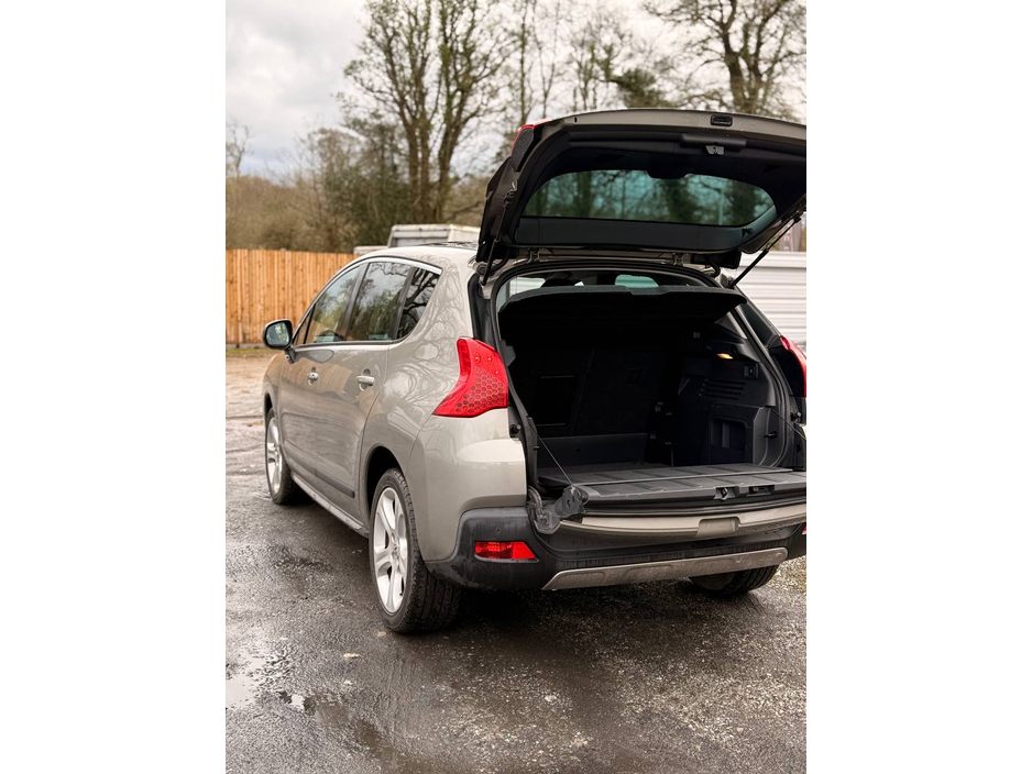 2013 Peugeot 3008 - image 17