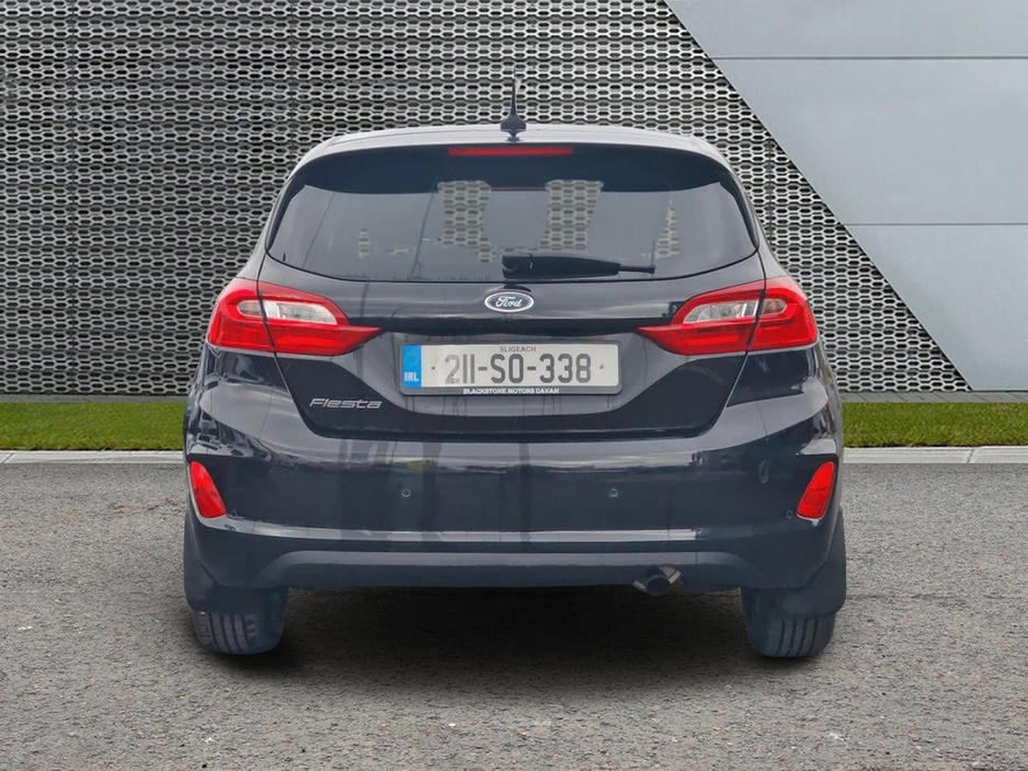 2021 Ford Fiesta - image 9