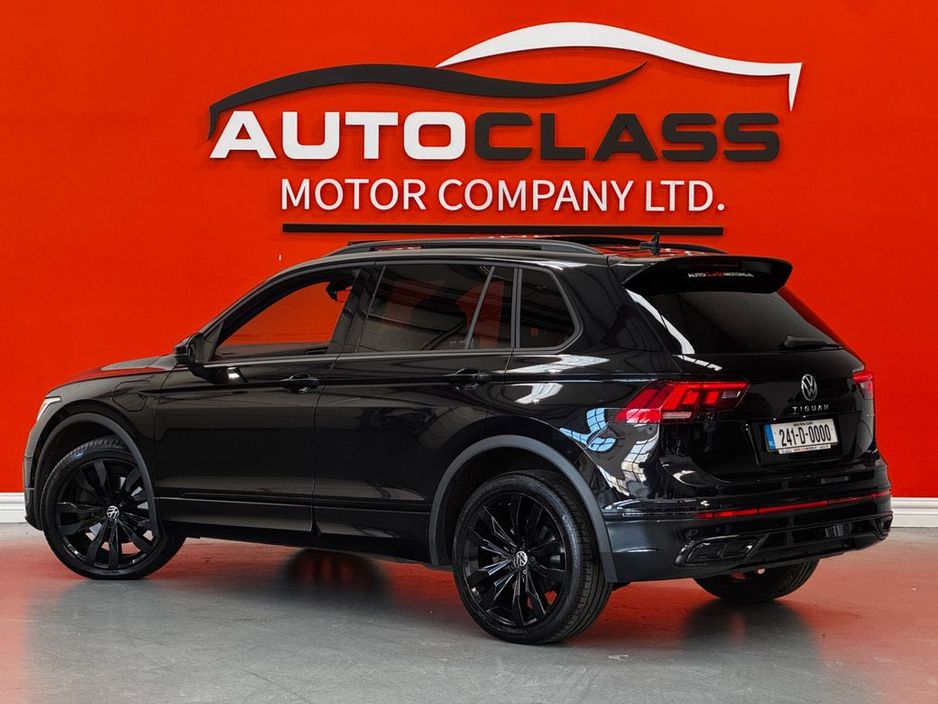 2024 Volkswagen Tiguan - image 9