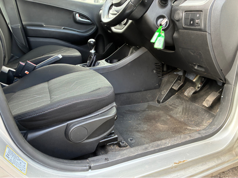 2015 Kia Picanto - image 6