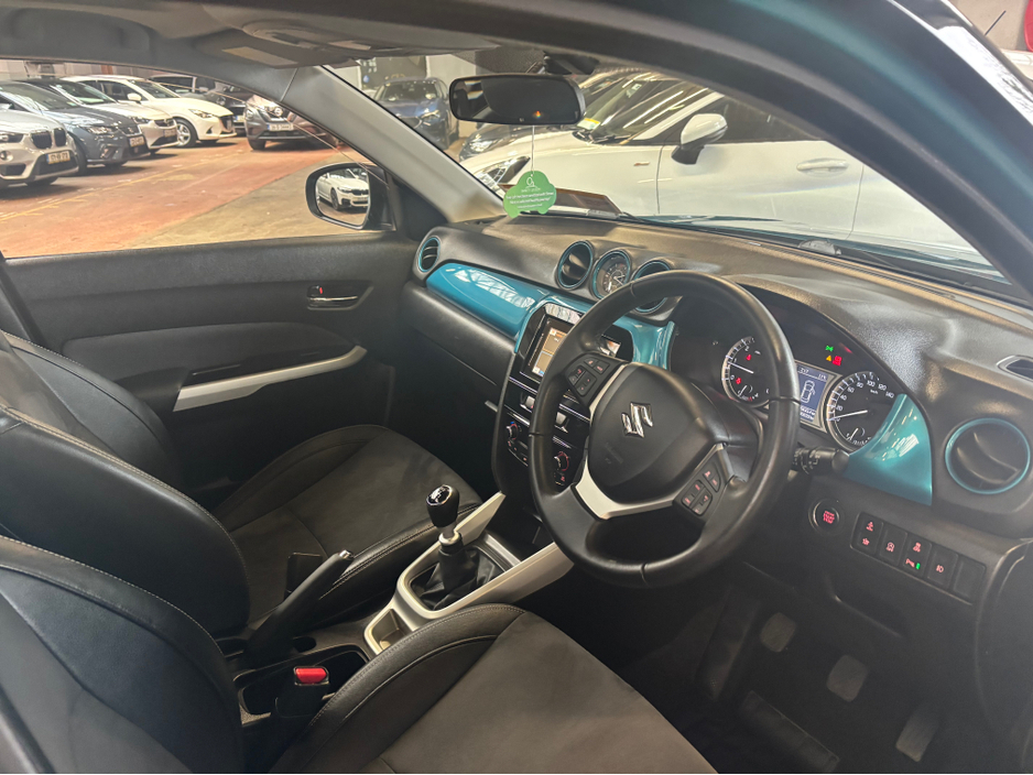 2019 Suzuki Vitara - image 6