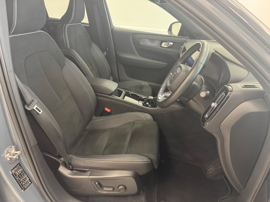 2022 Volvo XC40 BEV 231hp Plus €27,950
