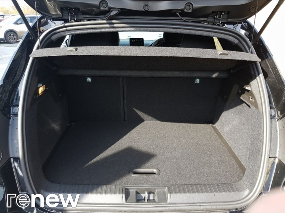 2026 Renault Captur - image 12