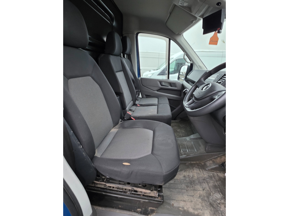 2020 Volkswagen Crafter - image 8