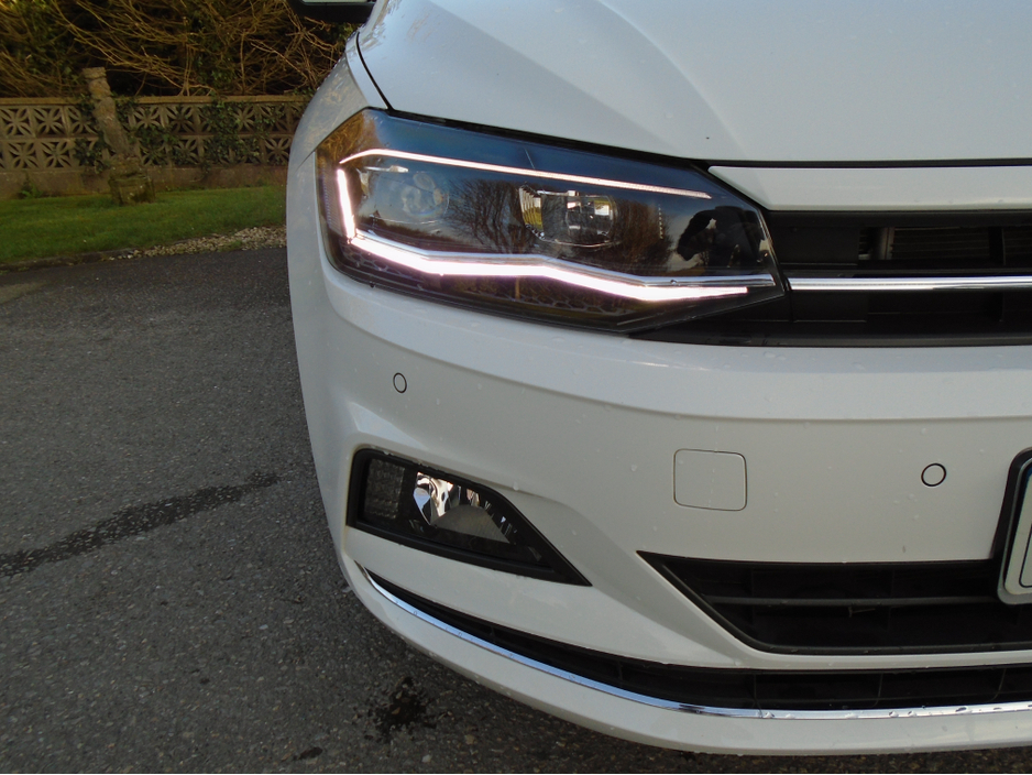 2018 Volkswagen Polo - image 12