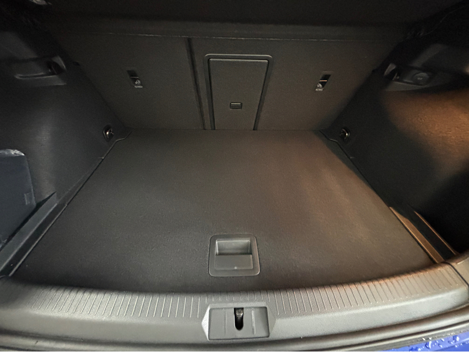 2019 Volkswagen Golf - image 11