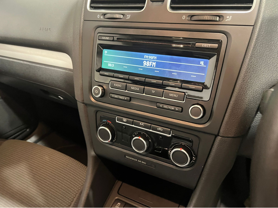 2013 Volkswagen Golf 2013 Cabriolet 1.2 Manual €8,950