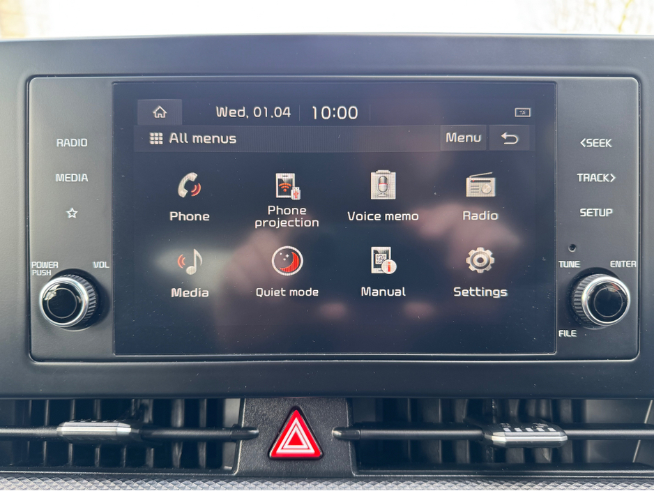 2022 Kia Sportage - image 18