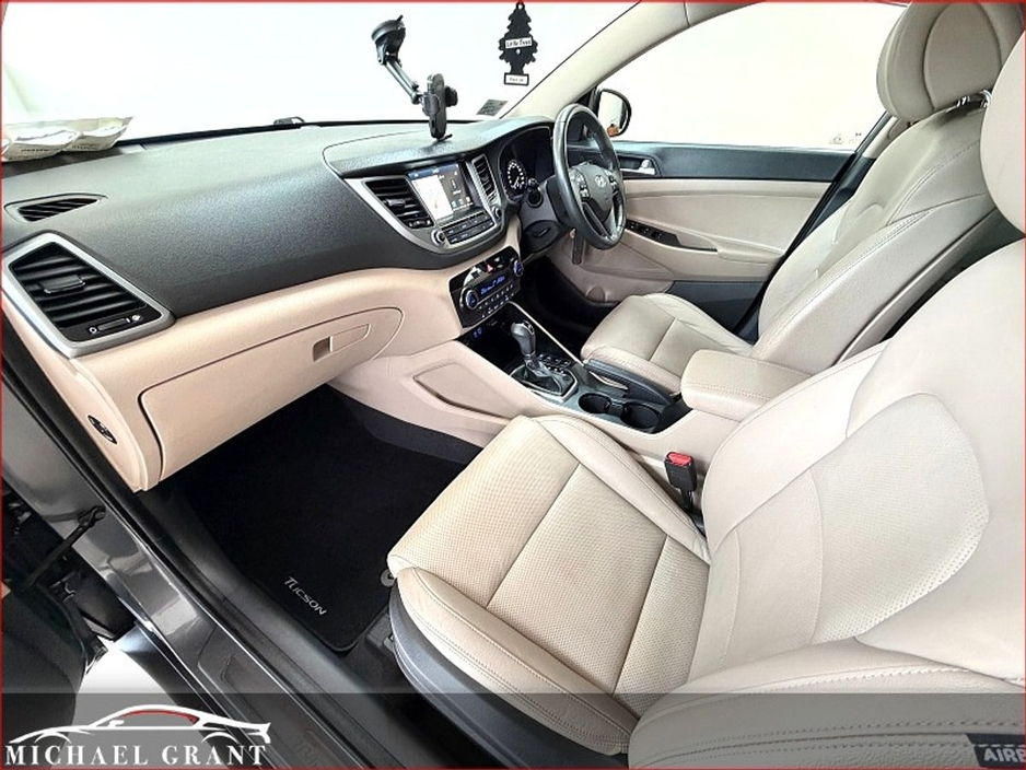 2018 Hyundai Tucson - image 16