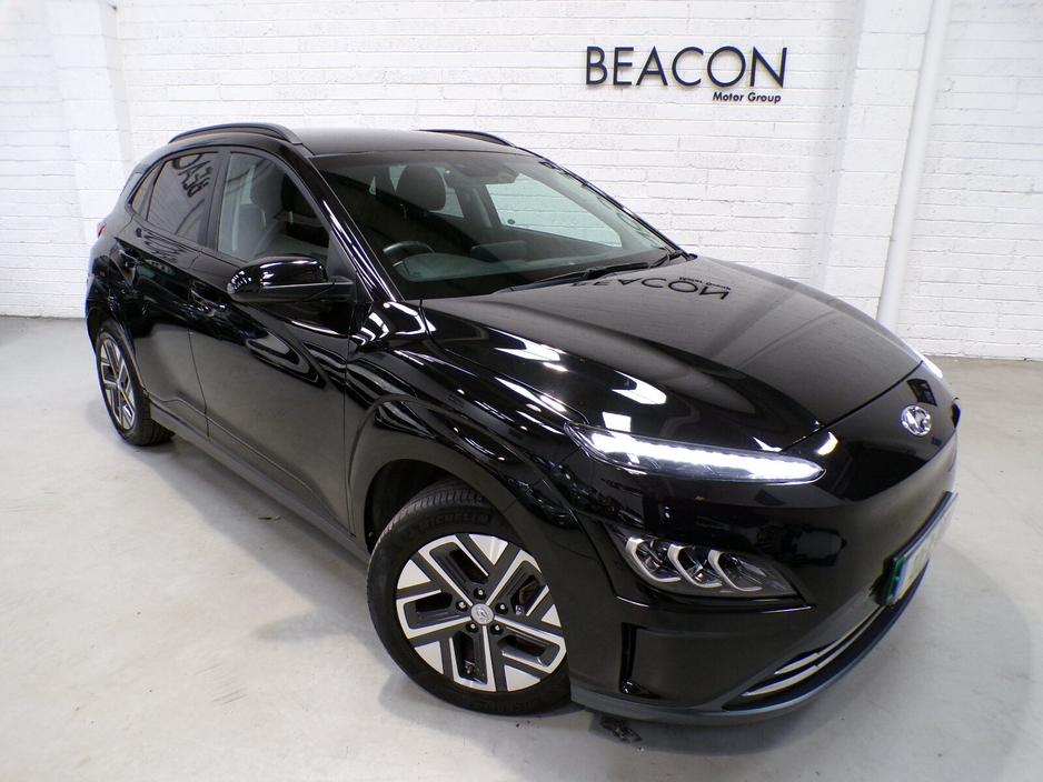 2022 Hyundai Kona 2022*64KWH*ONLY 18,000 MILES*HYUNDAI KONA PREMIUM EV*484KM RANGE*FULL HYUNDAI SERVICE HISTORY*PREMIUM PACK*2 CHARGER*1 OWNER*FANTASTIC CONDITION SPEC Bluetooth,Apple car €22,900