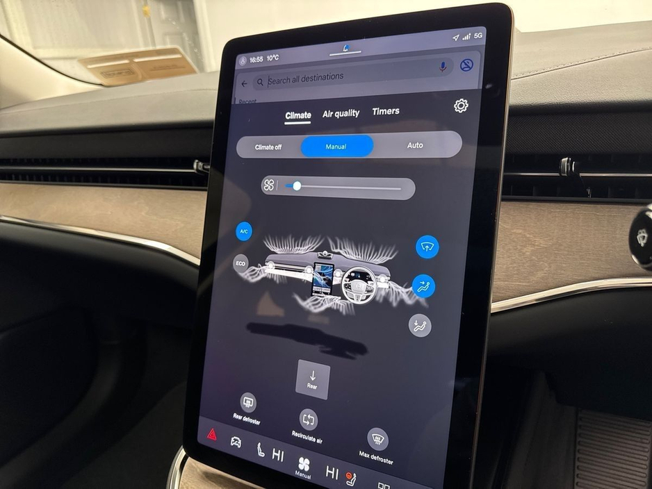 2026 Volvo ES90 - image 15