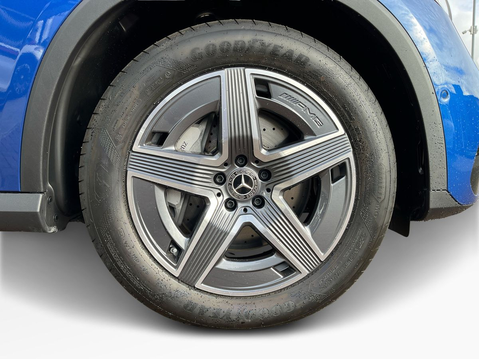 2026 Mercedes-Benz GLC Class - image 7