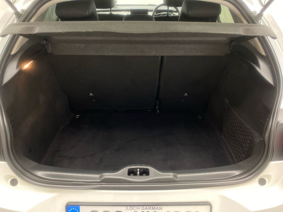 2020 Citroen C4 Cactus - image 9