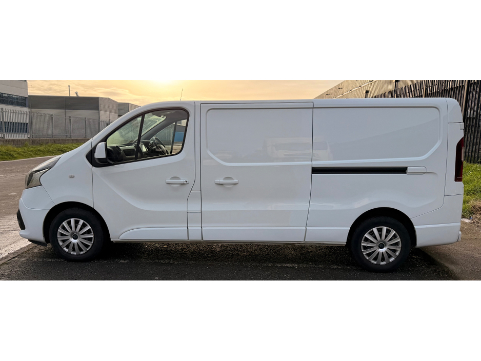 2021 Renault Trafic 2.0 High Spec €18,658