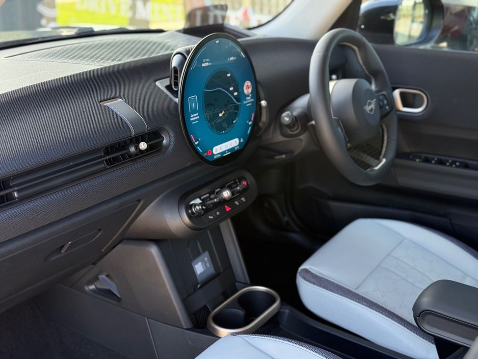 2026 MINI Hatch - image 6