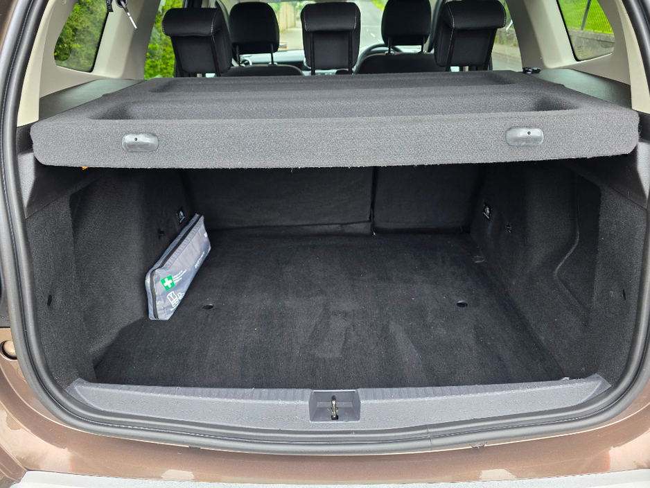 2019 Dacia Duster - image 10