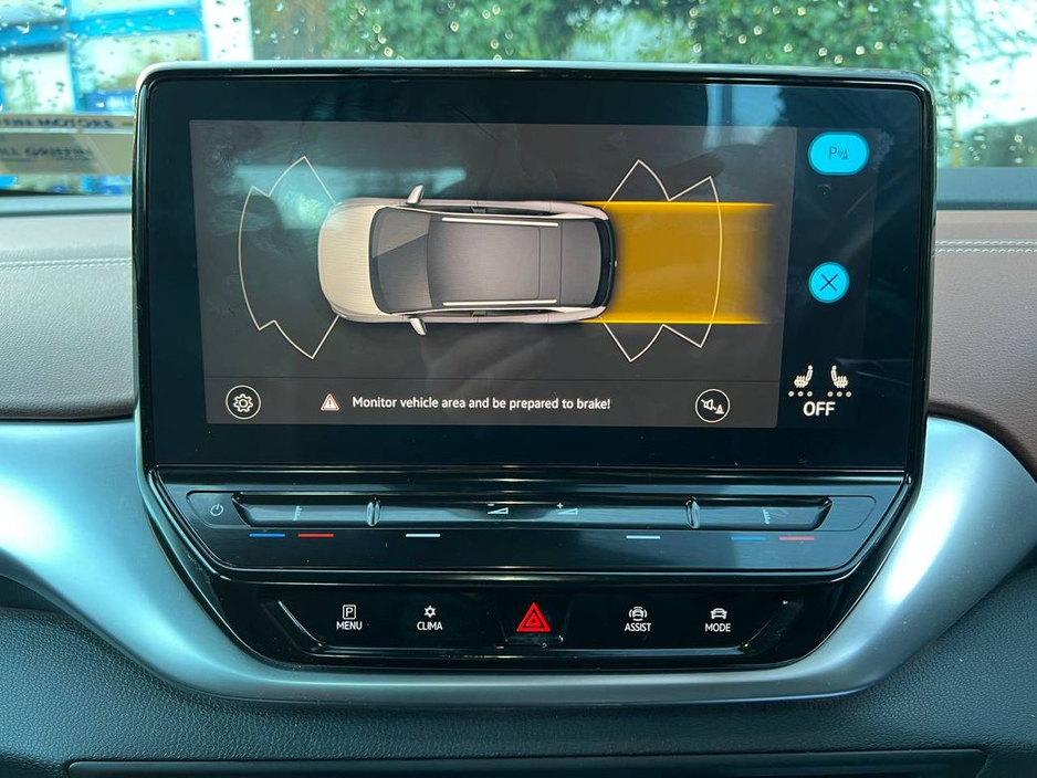 2021 Volkswagen ID.4 PRO LIFE 77KWH // PARKING SENSORS // DIAMOND CUT ALLOYS // LEATHER/ALCANTARA HEATED SEATS €20,900