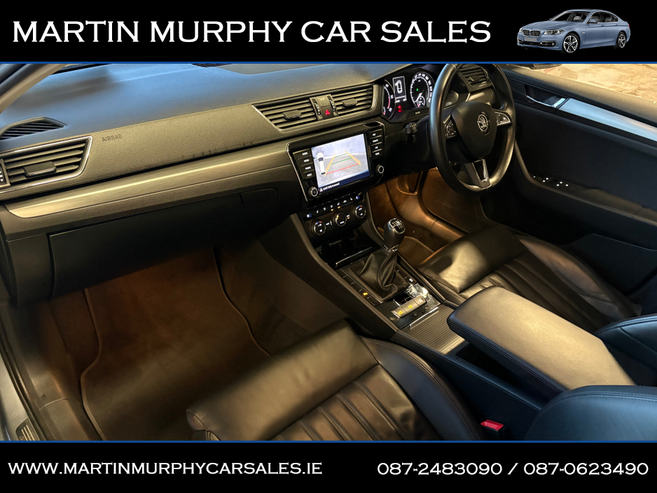 2017 Skoda Superb - image 13