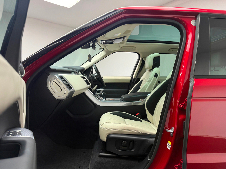 2020 Land Rover Range Rover Sport HSE DYNAMIC P400E €44,990