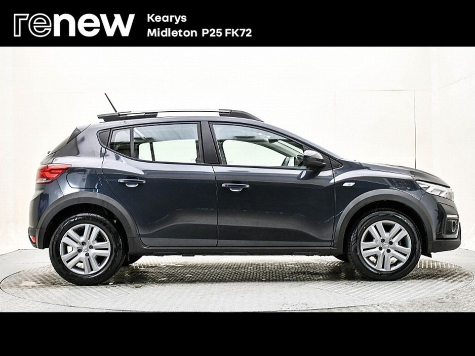 2022 Dacia Sandero Stepway - image 14