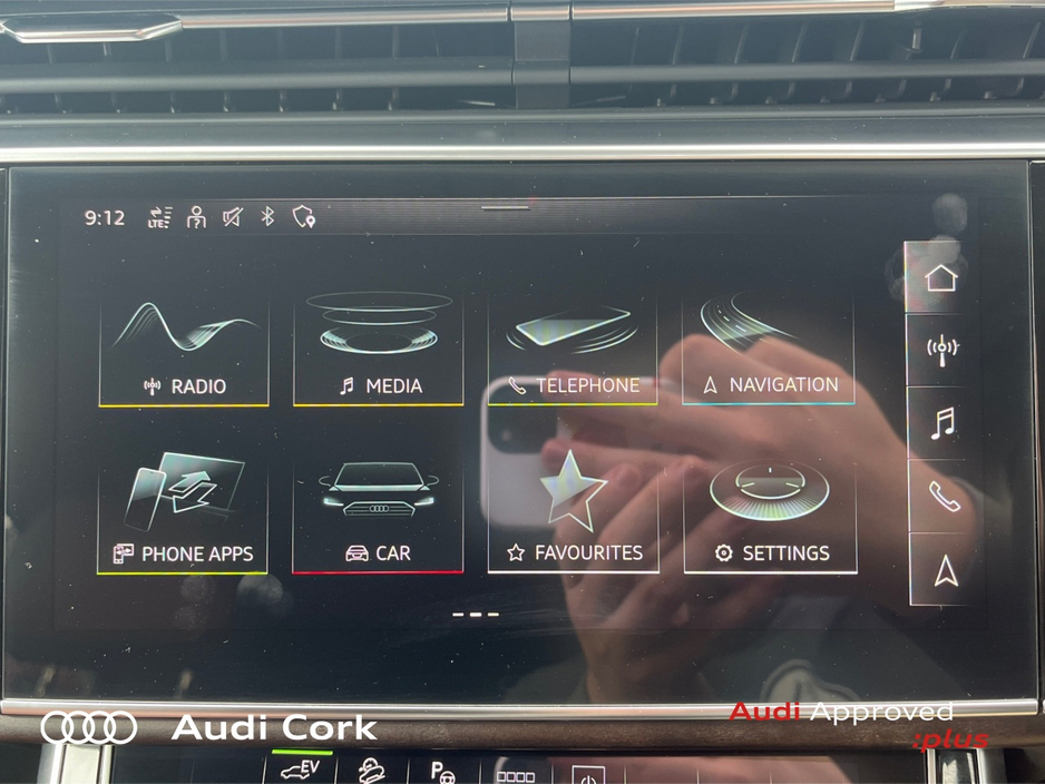 2022 Audi Q7 - image 17