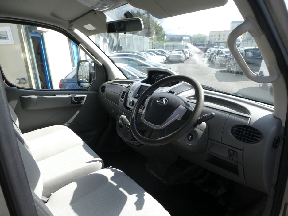 2016 LDV V80 - image 12