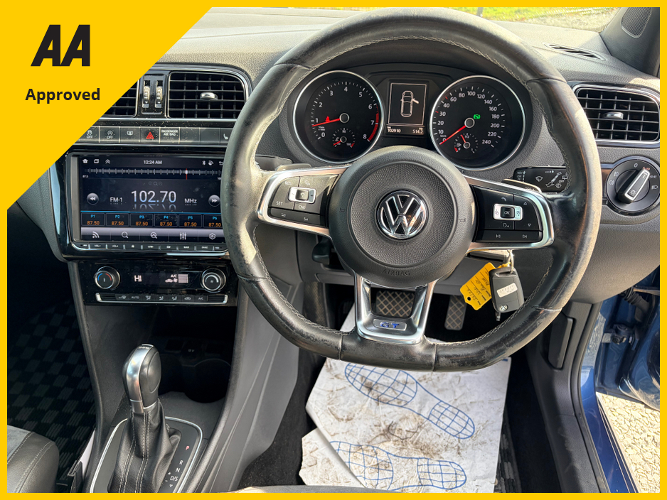 2016 Volkswagen Polo - image 15