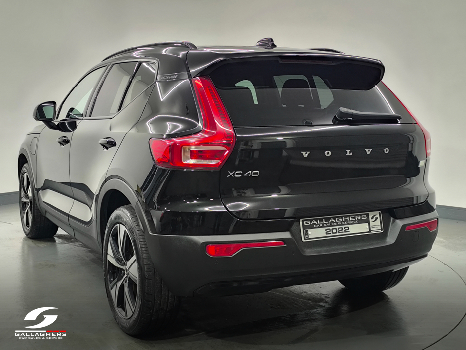 2022 Volvo XC40 (221) R-DESIGN T4 RECHARGE AUTO €33,995