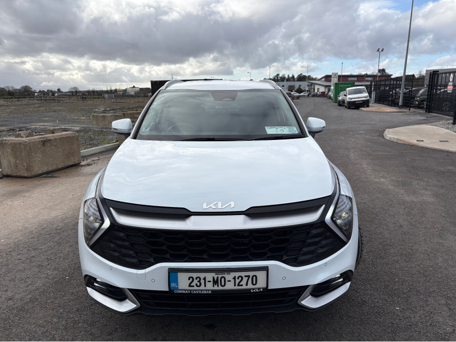 2023 Kia Sportage - image 6