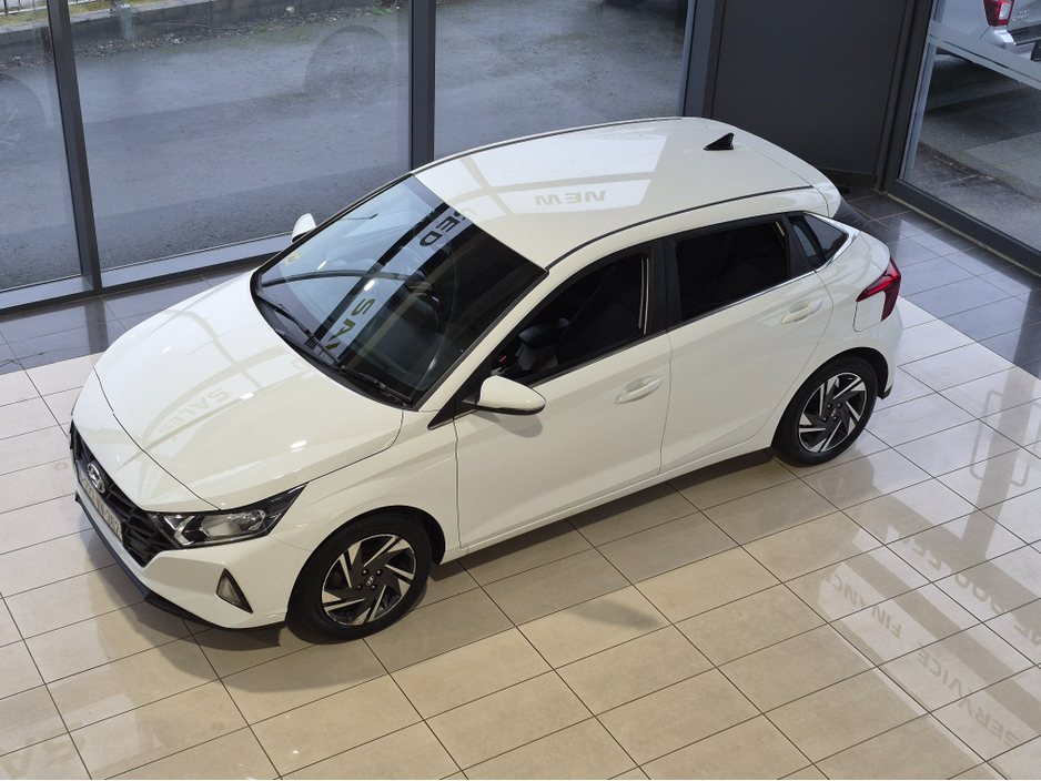 2022 Hyundai i20 - image 12