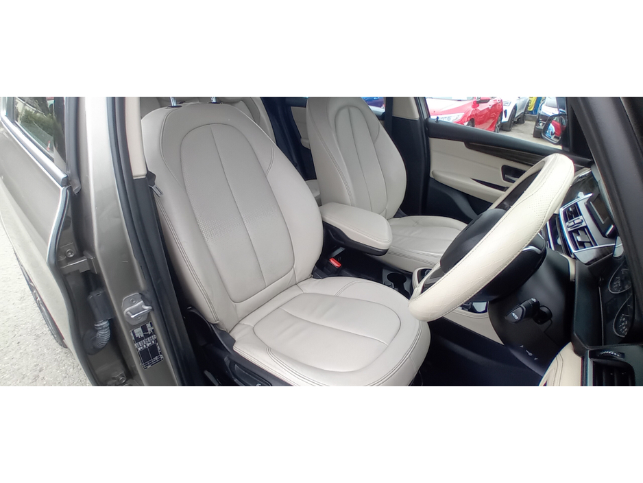 2015 BMW 2 Series - image 17