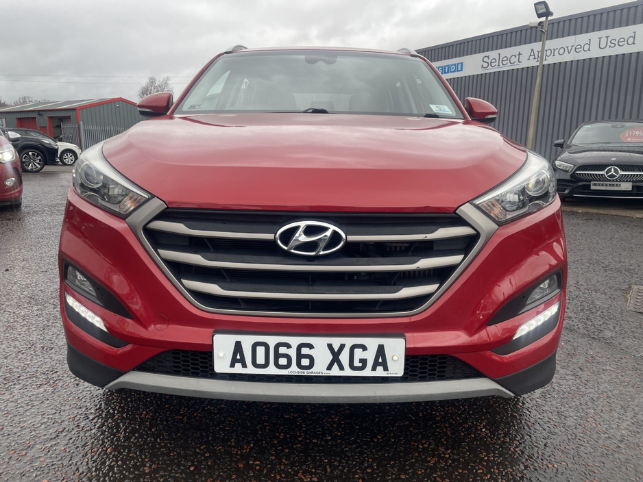 2017 Hyundai Tucson - image 2