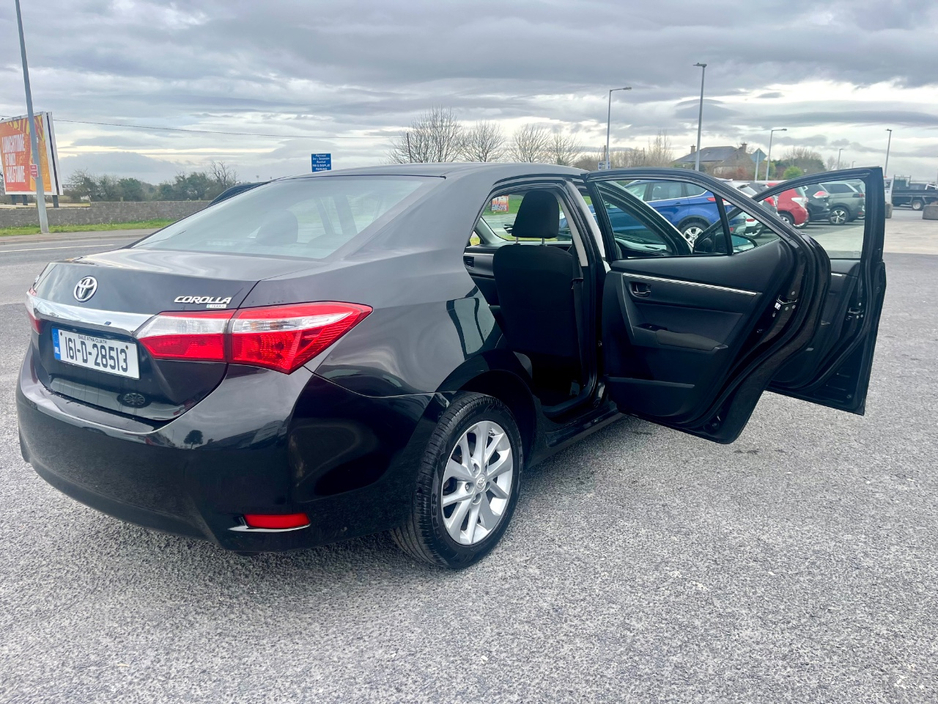 2016 Toyota Corolla - image 8