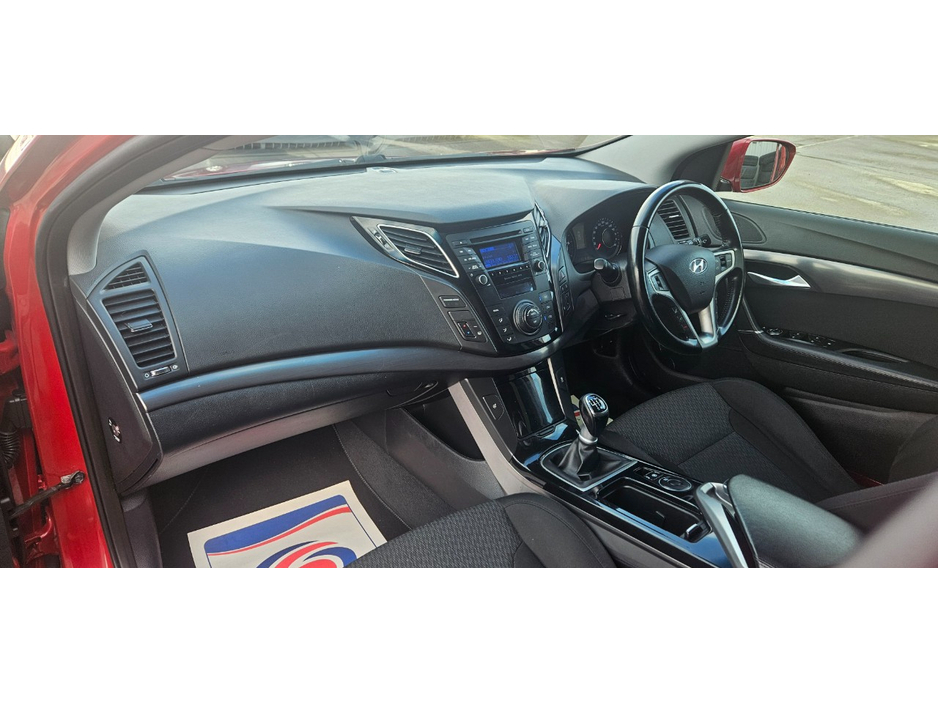 2015 Hyundai i40 - image 26