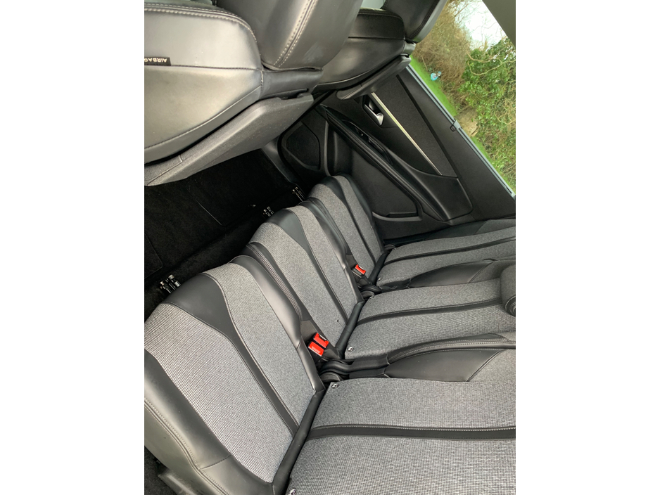 2018 Peugeot 5008 ALLURE 1.6 BLUE HDI 120 4 AUTOMATIC €17,995