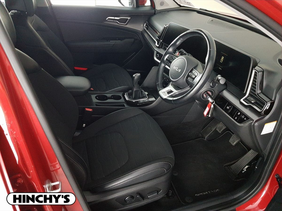2023 Kia Sportage - image 6