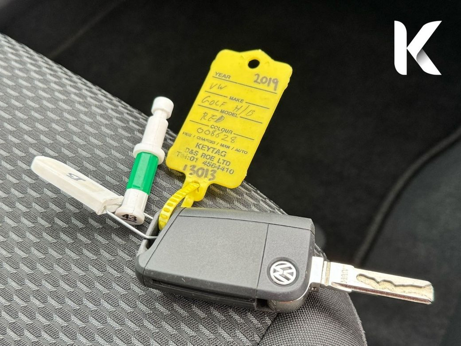 2019 Volkswagen Golf 1.2L TSI AUTOMATIC - BLACK ALLOYS - REVERSE CAMERA €19,950