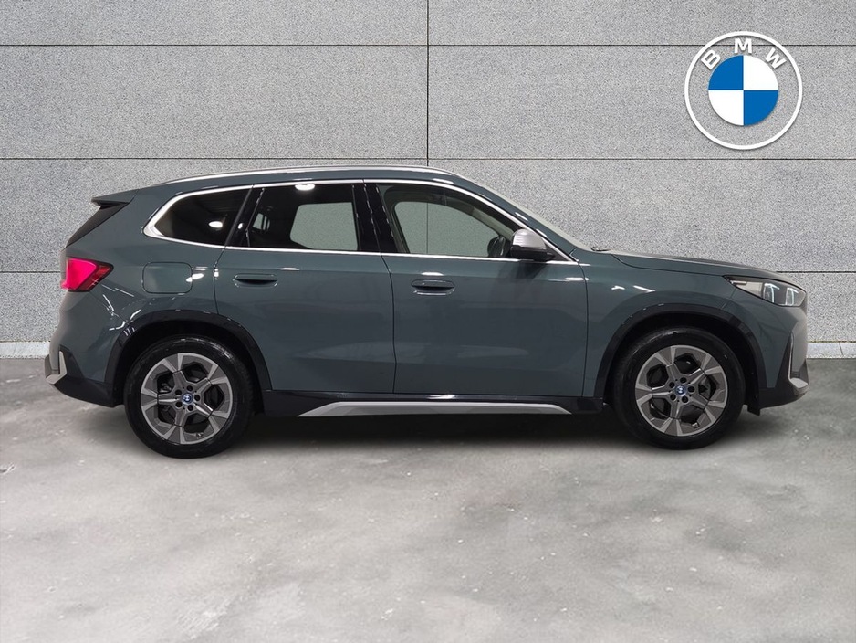 2024 BMW iX1 - image 25