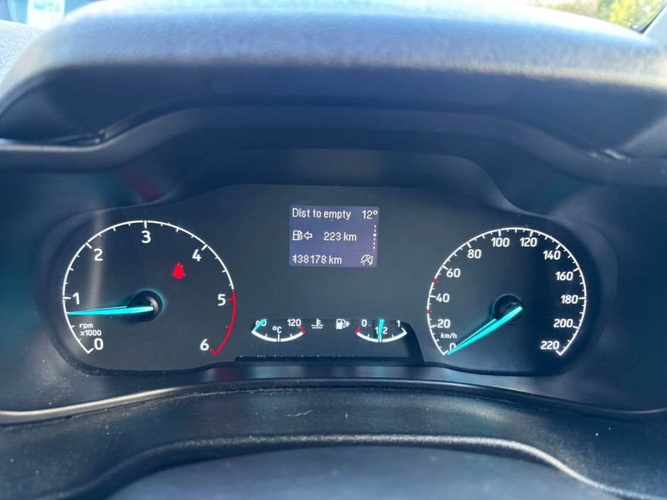 2020 Ford Transit - image 31