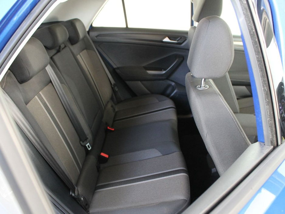 2021 Volkswagen T-Roc Design 2.0 TDI M6F 115HP 5DR €24,999